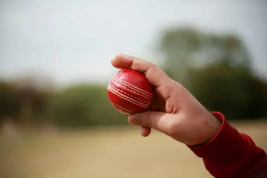 Cricket Ball Construction: Exploring the Differences Between 4-Piece and 2-Piece Balls Cricnix